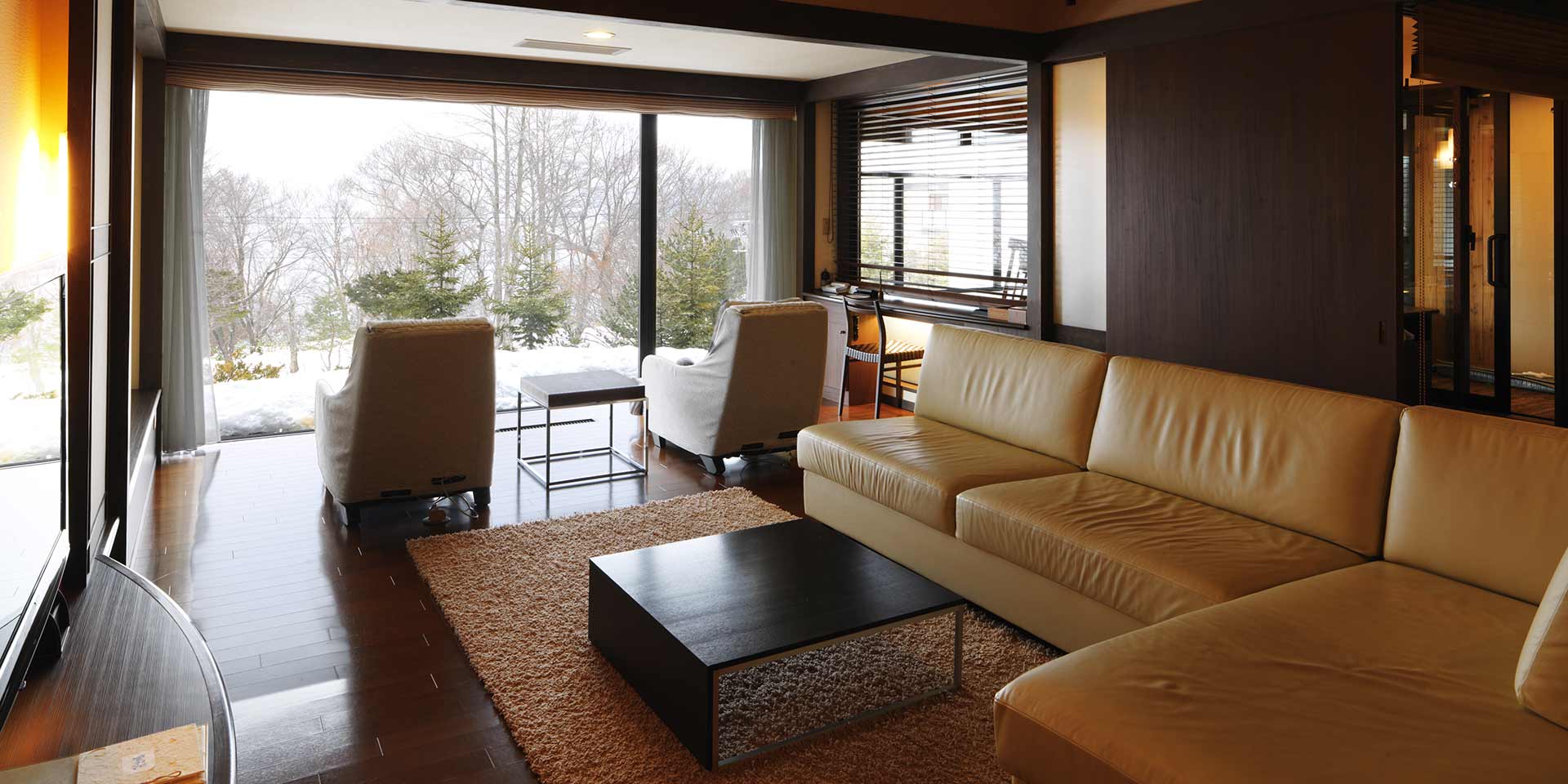 支笏湖の森の声を聴きませんか